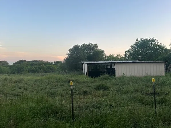 N Locust St, Denton, TX 76207