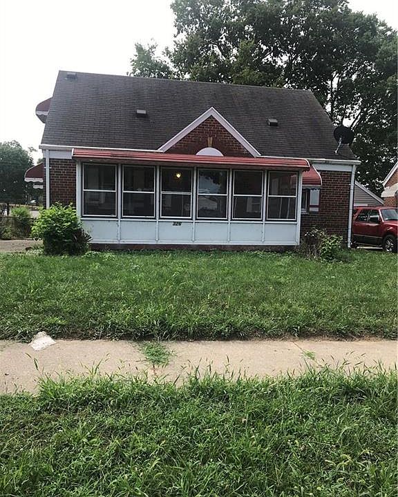 1st image of 326 Harriet St