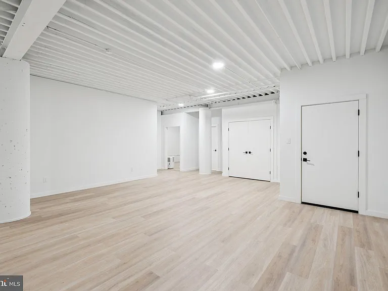 1116 N Bodine St #C — Photo 13