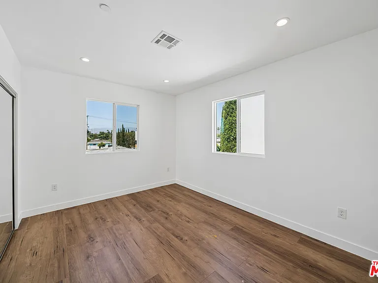 6334 1/2 Beck Ave — Photo 23