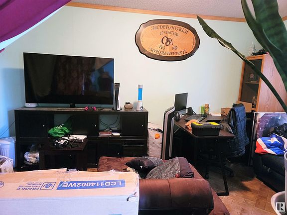 3rd image of 4803 43rd St