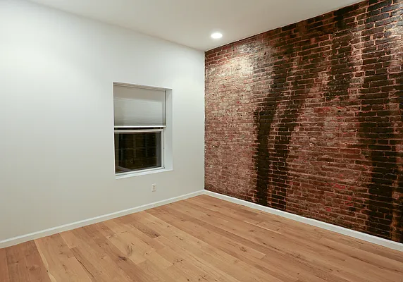 Rented by Leviathan Leasing LLC | media 14