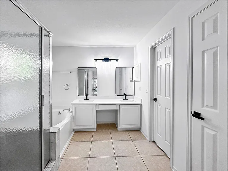 126 N Willow Point Cir — Photo 9