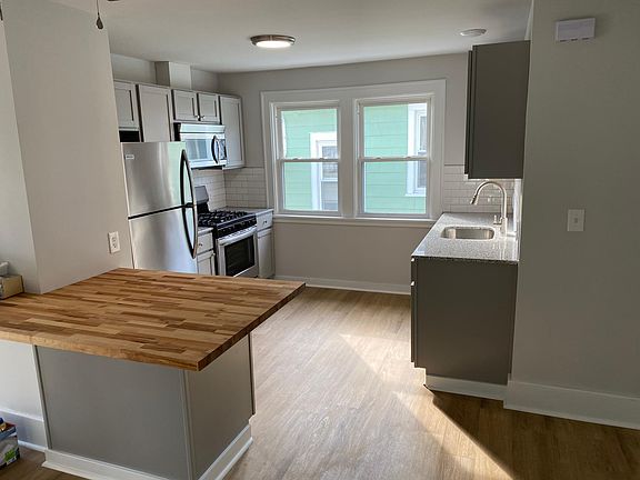 3rd image of 141 Eiseman Ave Floor 2