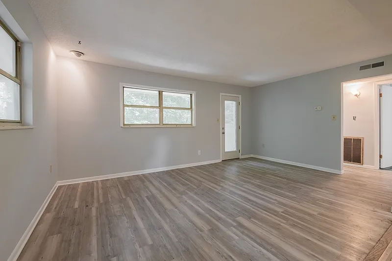 1 bed, 1.0 bath, $1,150 — Photo 4