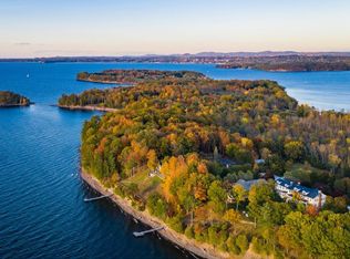 351 Morgan Dr, Shelburne, VT 05482