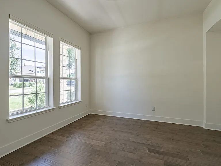 212 Eiglehart Rd — Photo 18