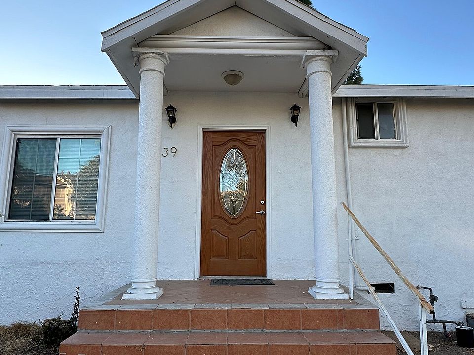 1st image of 5939 Riverton Ave