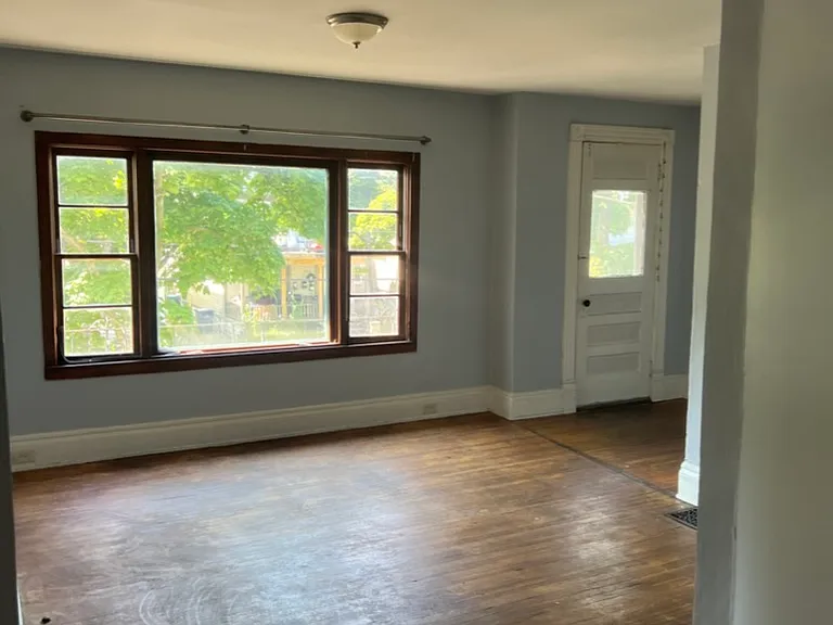 495 Plymouth Ave #2 — Photo 2