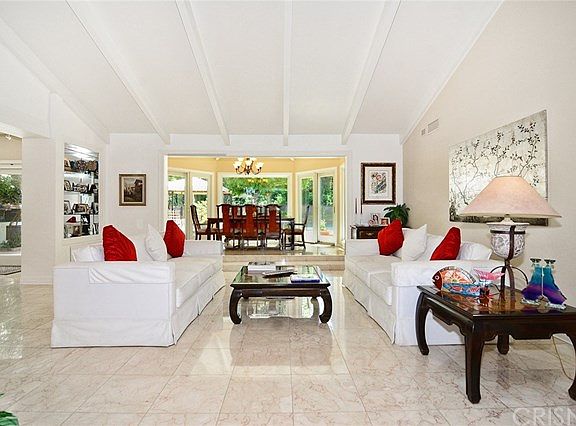 5th image of 4241 Ellenita Ave