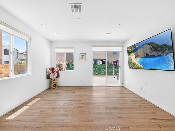 5th image of 2617 S Brockram Dr