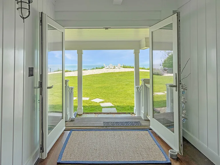2700 Sound Dr — Photo 6