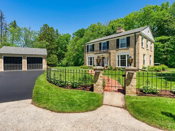 728 East Juniper LANE, Fox Point, WI 53217