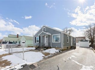 39 Yale Ave, Pawtucket, RI 02860