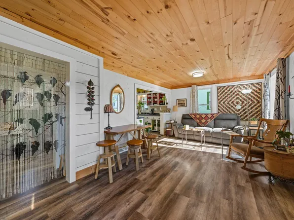 1318 Highway 23 N, Sandstone, MN 55072