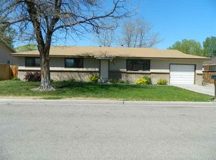 309 Leona Ave, Yerington, NV 89447