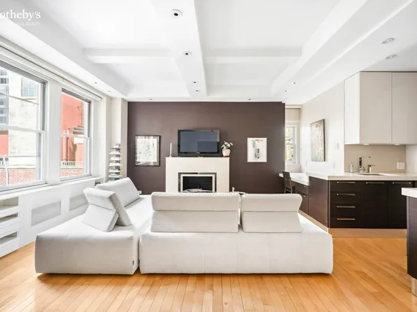 67 Park Avenue image 1 of 12