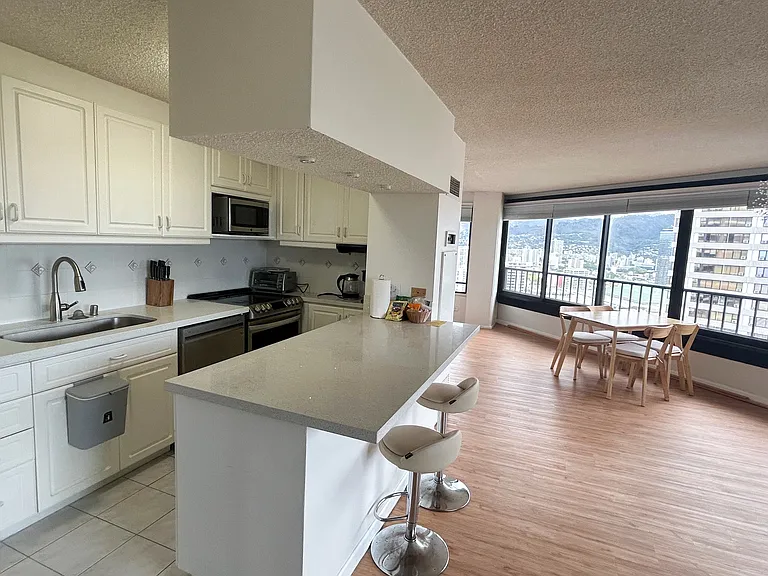 1778 Ala Moana Blvd #32F — Photo 6