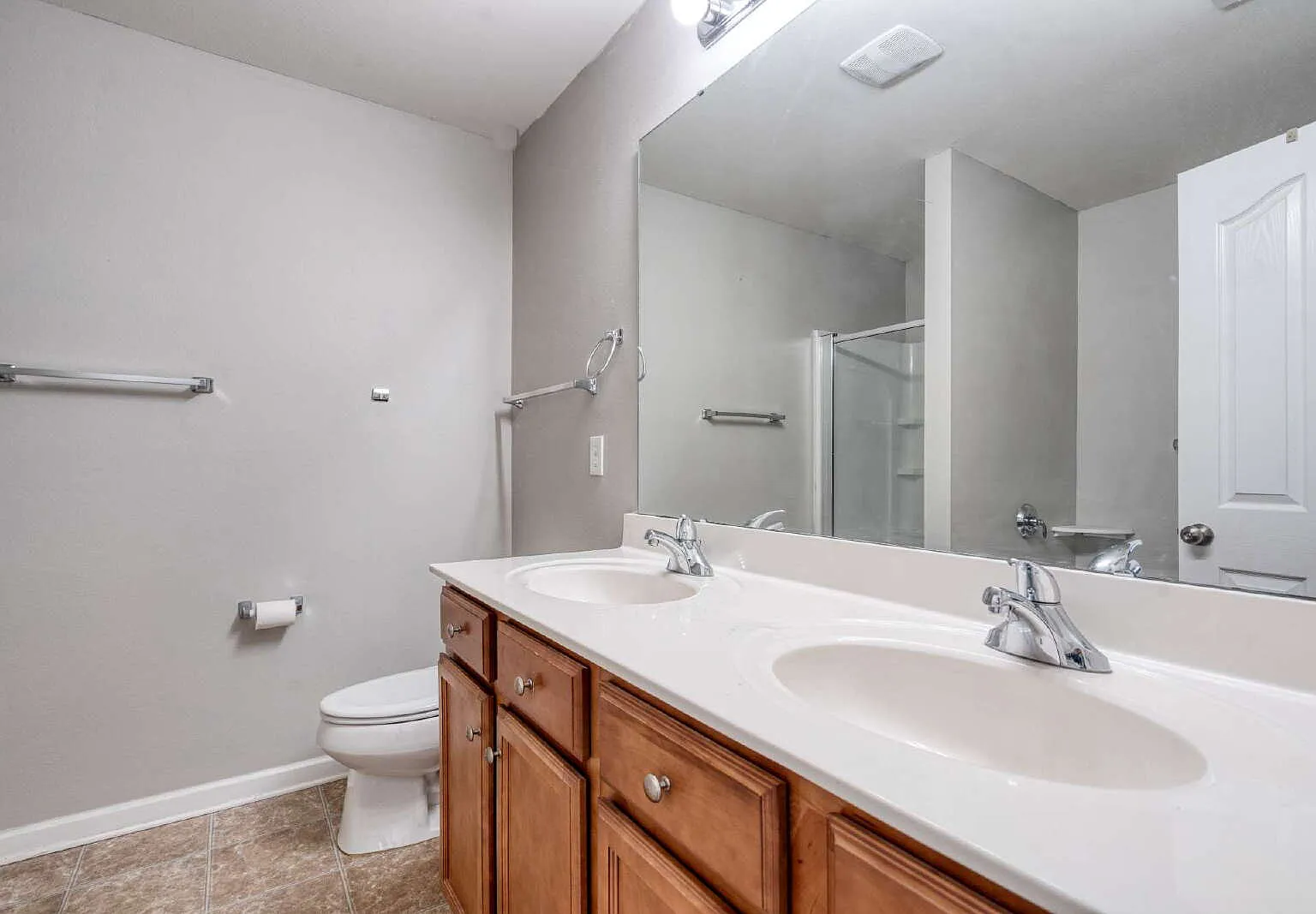 3 bed, 2.0 bath, 1745 sqft, $1,790 — Photo 4
