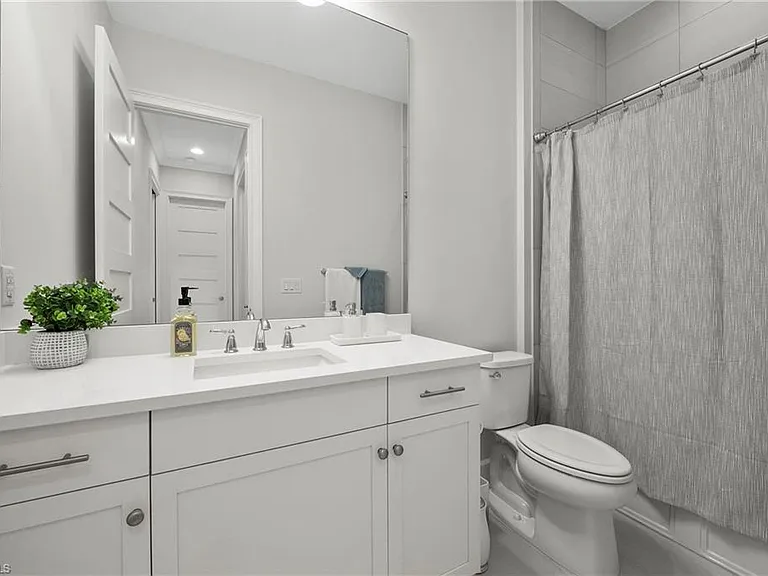 6403 Negril Isle Dr — Photo 18