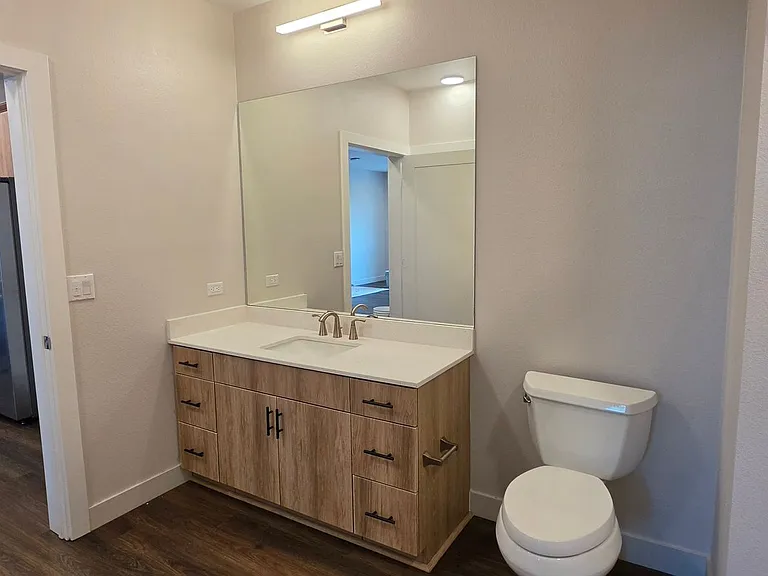 NV Lofts — Photo 26