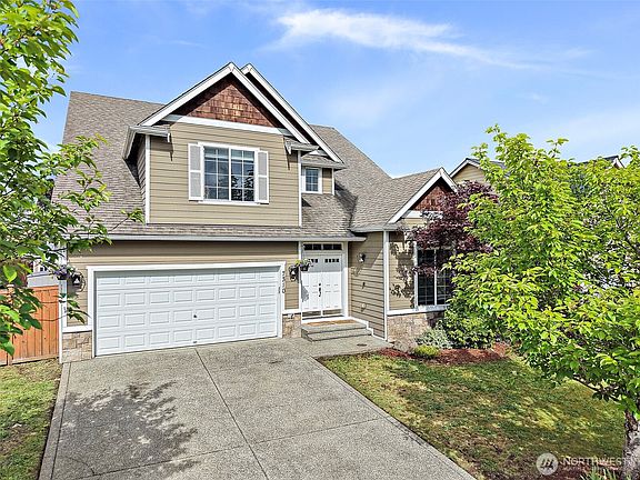 4th image of 7310 223rd Avenue Ct E