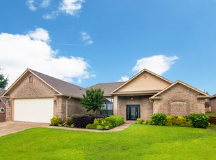 407 Ithaca Dr, Longview, TX 75604