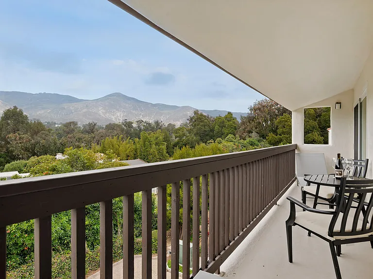 1046 Fairway Rd — Photo 14