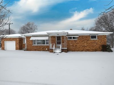 1940 E 8th St, Erie, PA, 16511