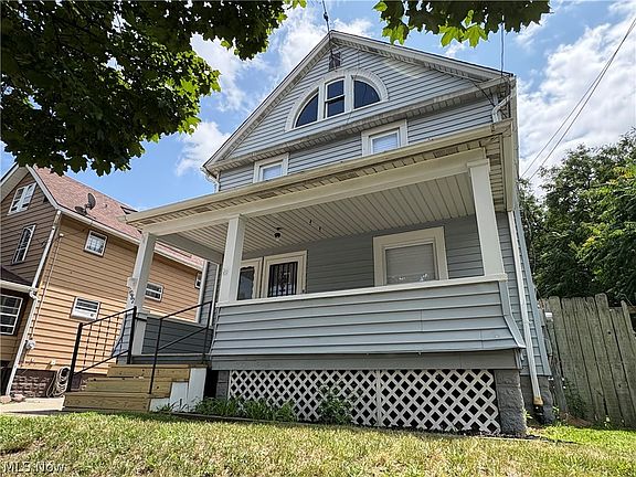 3rd image of 1082 Florida Ave
