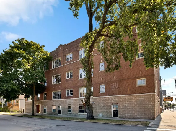 2755 W Melrose St APT 1, Chicago, IL 60618