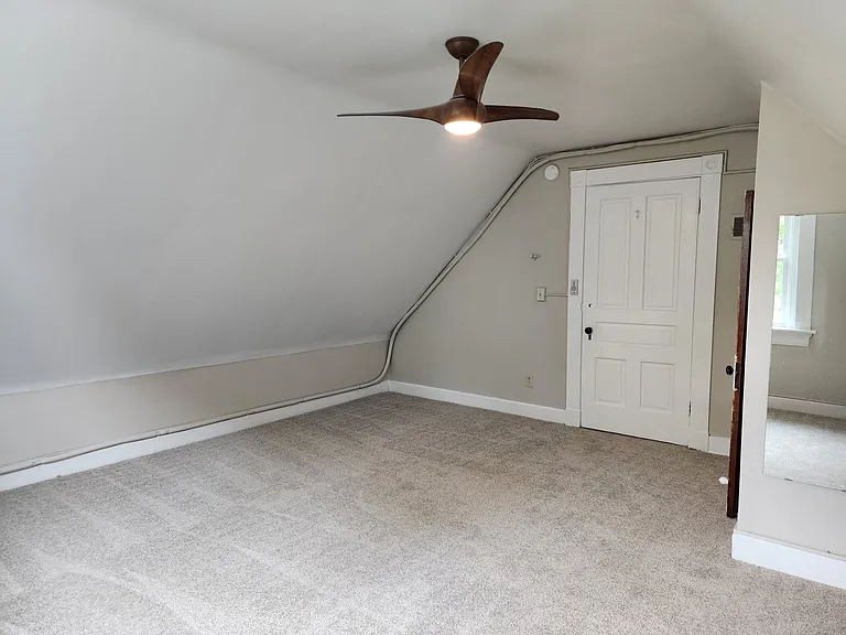 2719 Cleinview Ave #3 — Photo 9