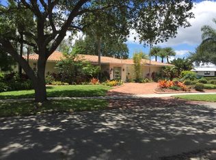 15880 W Prestwick Pl, Miami Lakes, FL 33014