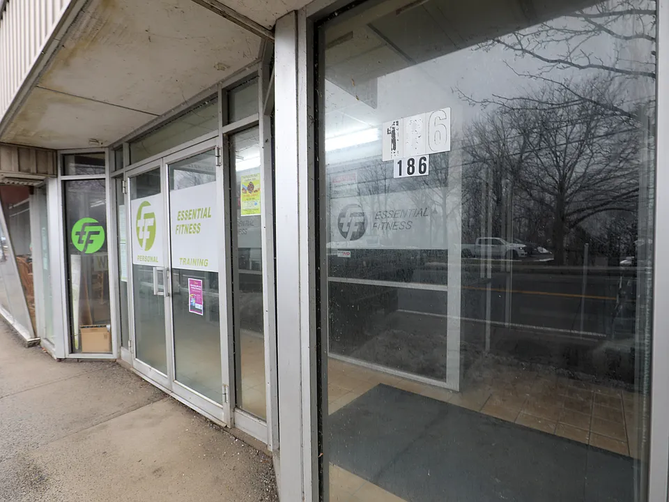 184-186 Broadway Rte #2C