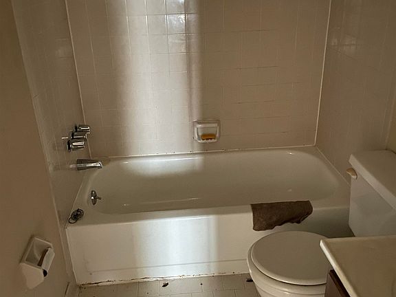 5th image of 4588 Hickory Branch Dr