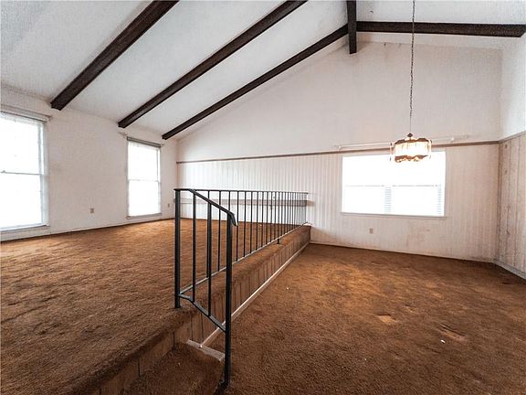 3rd image of 2229 Woodmere Blvd