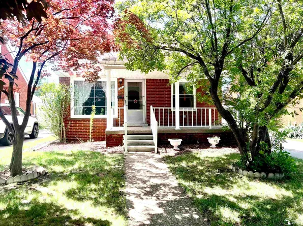 9716 Quandt Ave, Allen Park, MI 48101