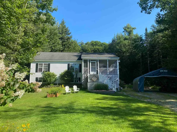 21 New Road, Tuftonboro, NH 03816