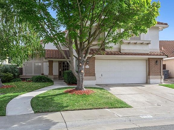 3rd image of 9135 Newport West Way