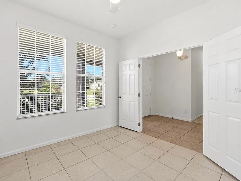 4967 Pall Mall St W — Photo 16