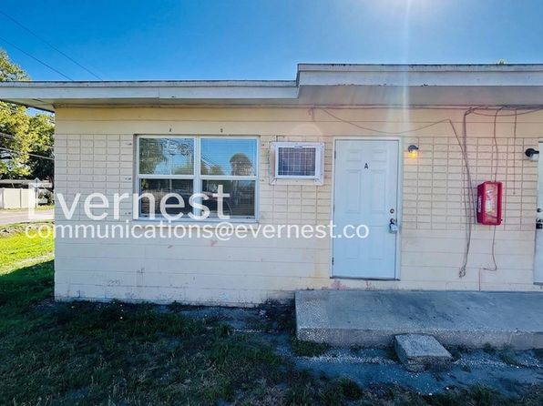 2925 N 46th St APT B