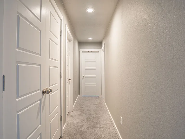 2805 W Lakewood Dr — Photo 15