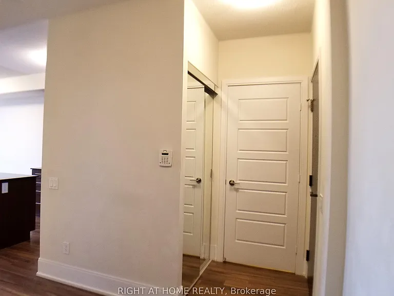 15 Viking Ln #1506 — Photo 3