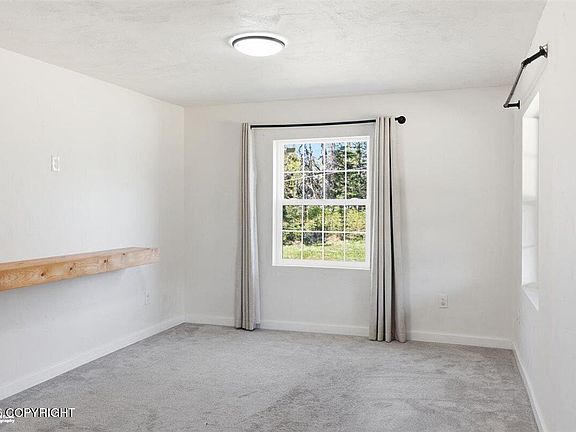 5th image of 46715 Spruce Haven St