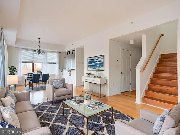 837 N 2nd St APT 310, Philadelphia, PA 19123