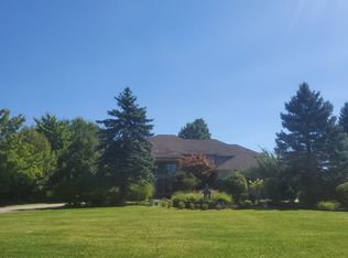 2589 Ginger Wren Rd, Pepper Pike, OH 44124