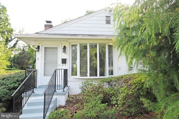 1st image of 6407 Maplewood Dr