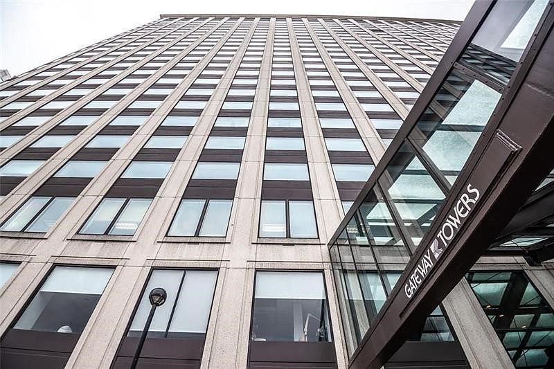 1st image of 320 Fort Duquesne Blvd APT 16B