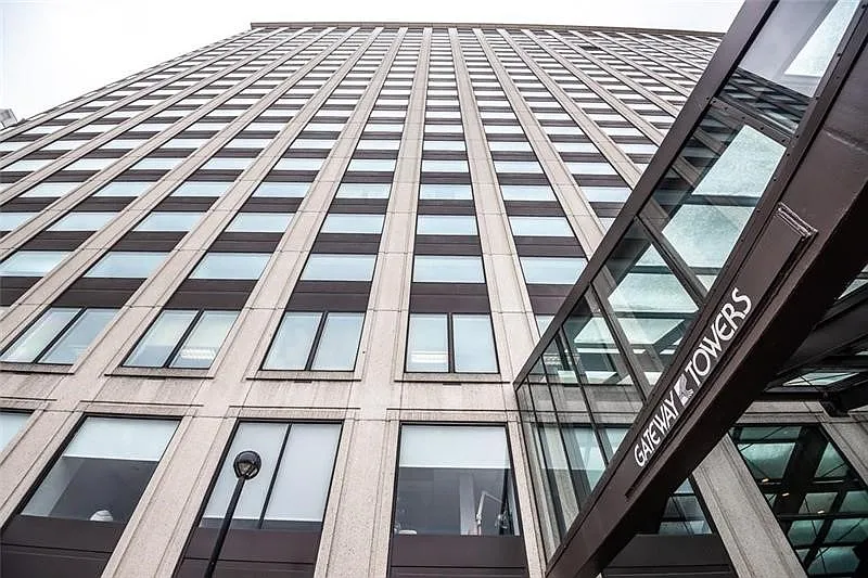 320 Fort Duquesne Blvd #16B