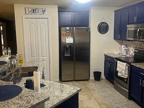 5th image of 1053 Tourmaline Dr